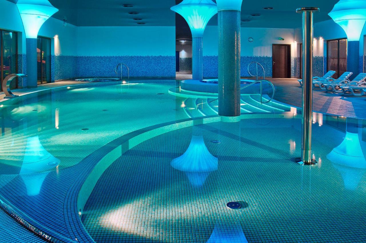 Hotel Arkas โปรชคอฟ ภายนอก รูปภาพ