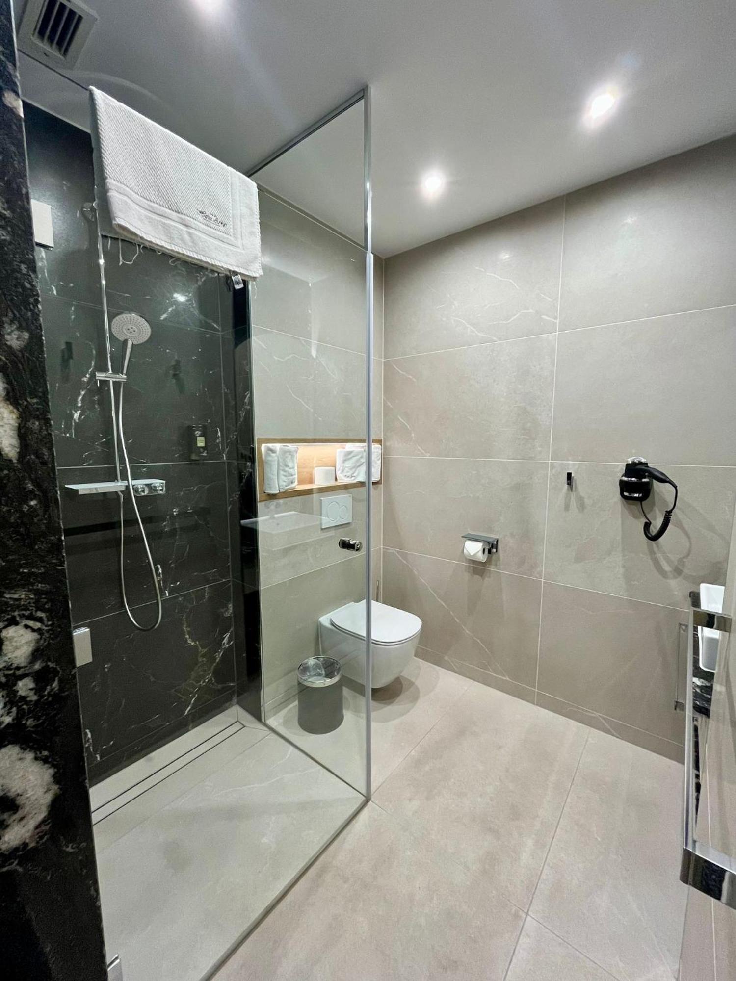 Hotel Arkas โปรชคอฟ ภายนอก รูปภาพ